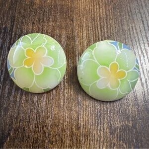 Vintage Button Stud Flower Green Yellow Blue Round Circle Fun Earrings Plastic